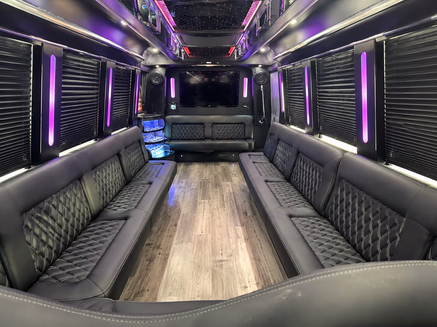 shuttle to wilmington international airport