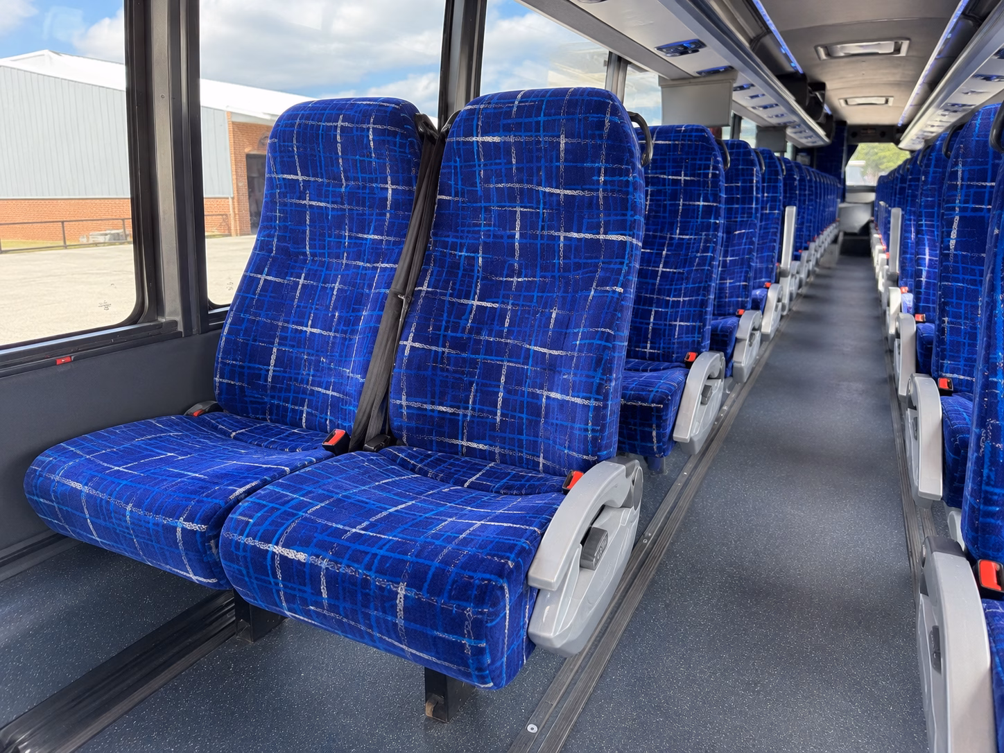 wilmington long distance charter bus prices